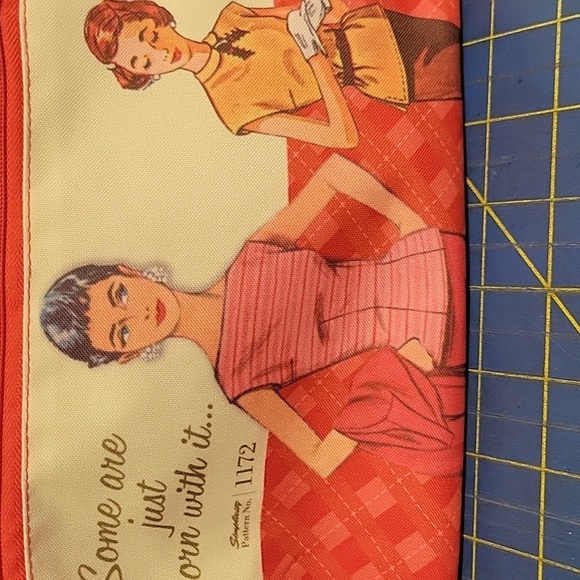 Simplicity 1172 "Some are just born with it" Retro Red Zip 10" x 6" x 3" Pouch - Picture 3 of 6